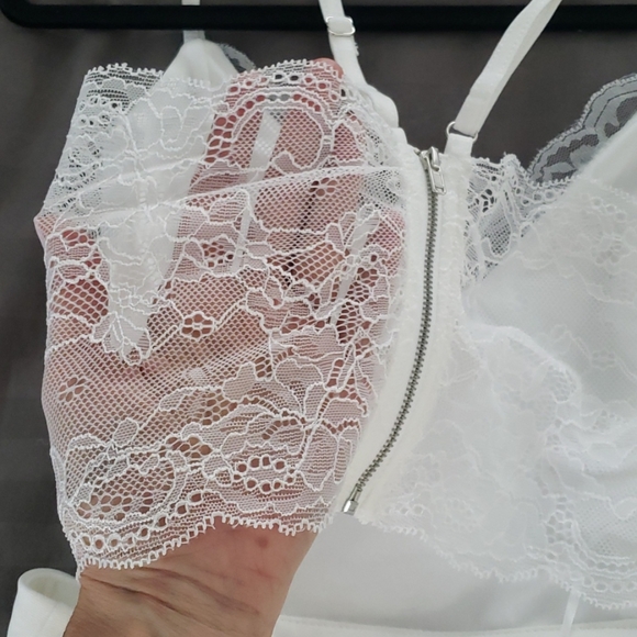 LUSH Perfect Evening Ivory Lace Skater Dress - Picture 7 of 8